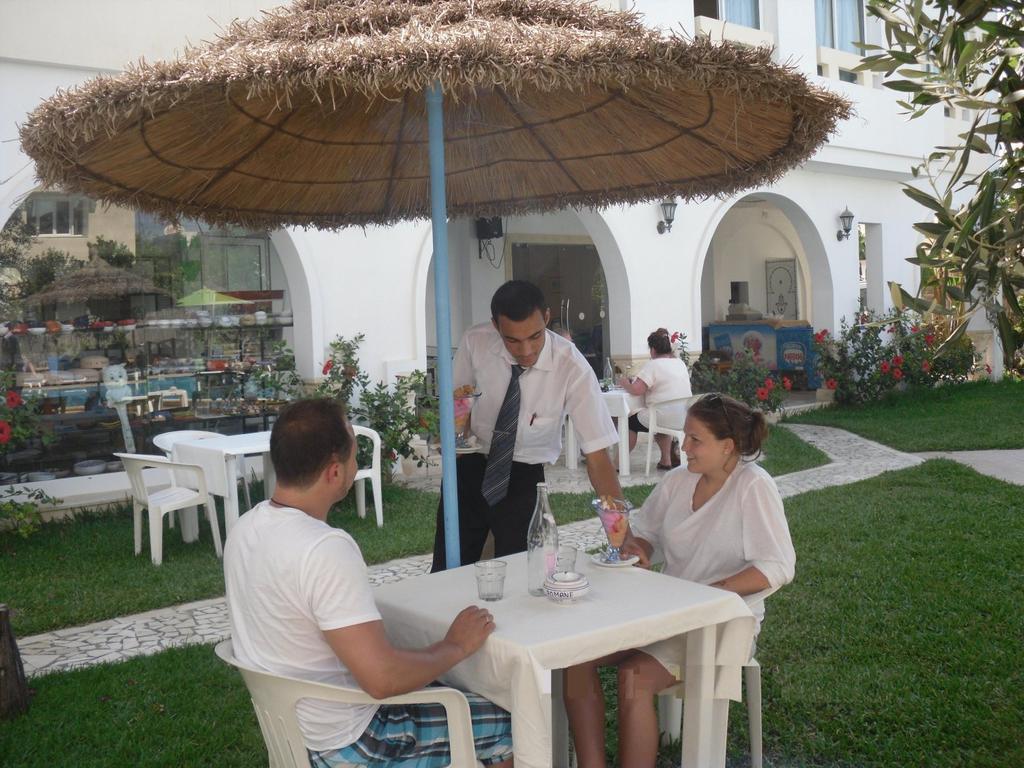 Hôtel Résidence Romane Hammamet Esterno foto
